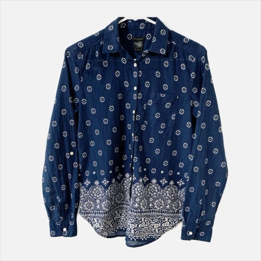 Ann Taylor Factory Botton Down Medallion Print Cotton Shirt Pointed Collar 🔵⬜️